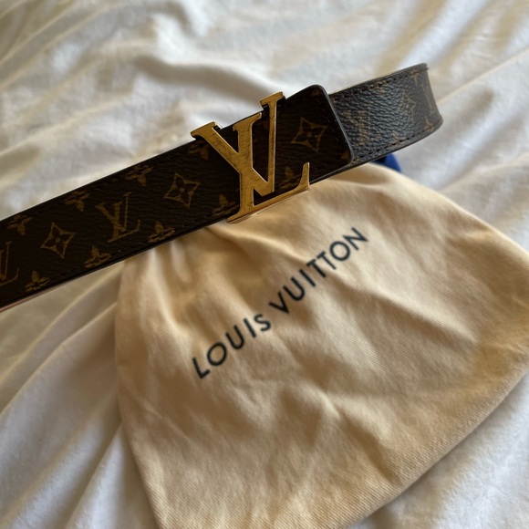Louis Vuitton Other - Louis Vuitton Initiales 30 MM